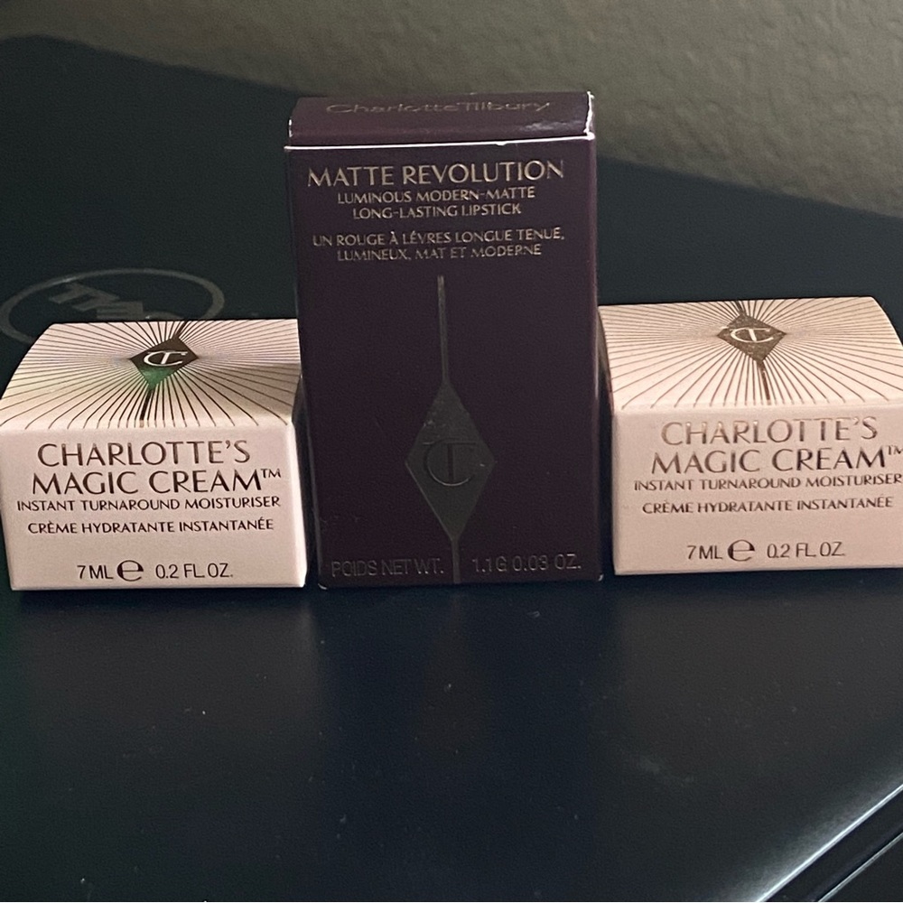Charlotte Tilbury Magic Cream Travel Size Pillow Talk Matte Lipstick - Picture 3 of 7